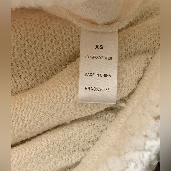 WOMEN’S PACSUN SIMONE SHERPA HENLEY PULLOVER SWEATSHIRT / SIZE XS / NWOT - Picture 7 of 12